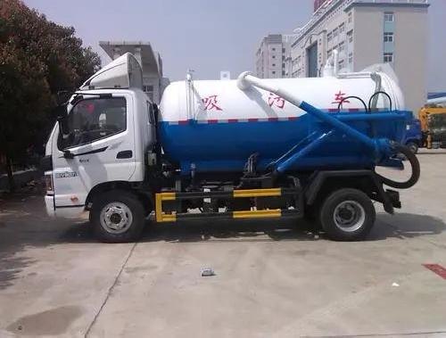 吸污車-吸糞車